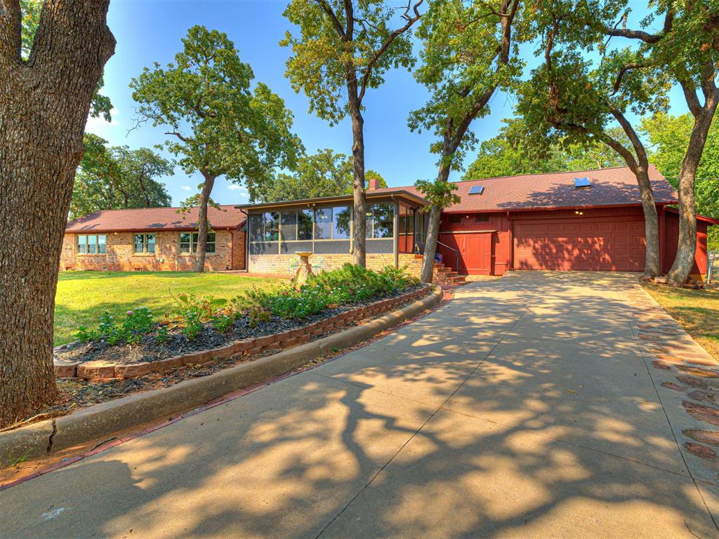 1016 N Shore Drive — photo