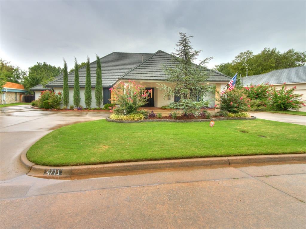4711 Tamarisk Drive — photo