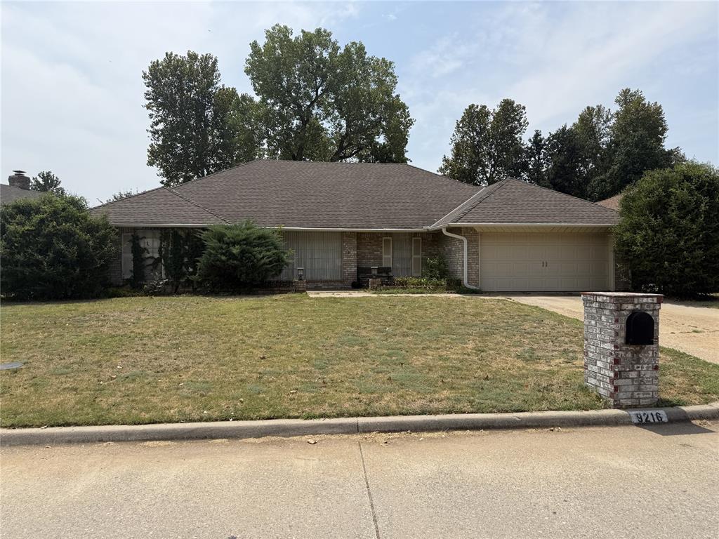 9216 NW Lansbrook Lane — photo