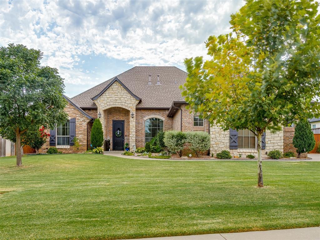 700 Newport Bridge Drive — photo