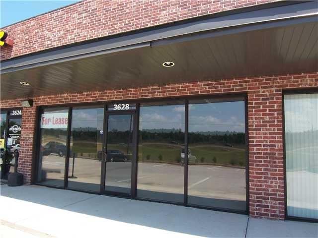 3628 E I - 35 Frontage Road — photo