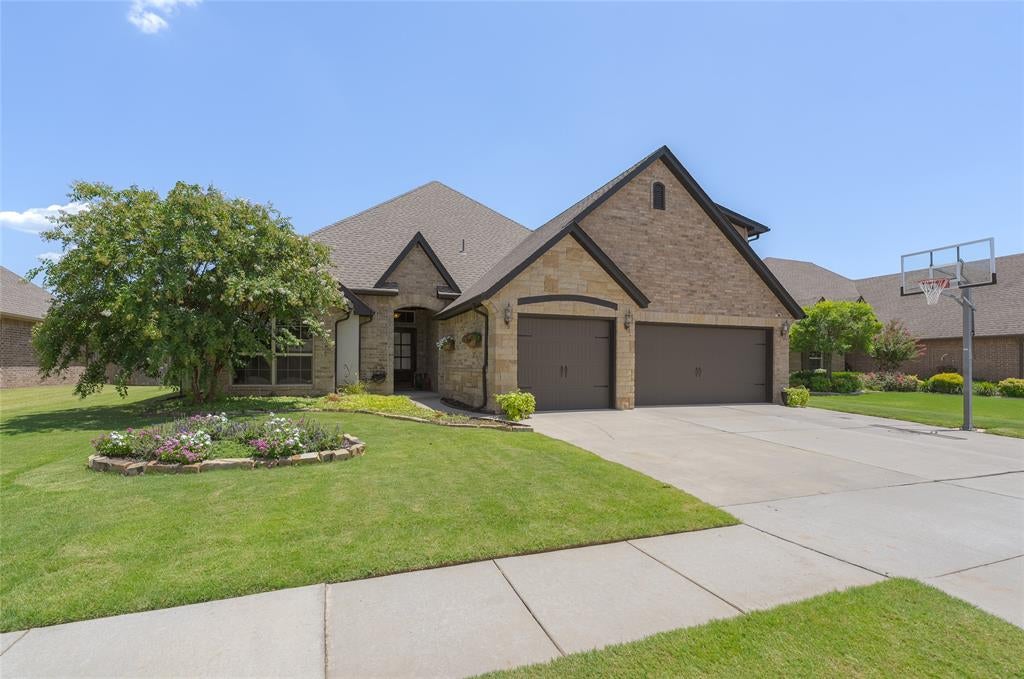 17500 Murcielago Court — photo