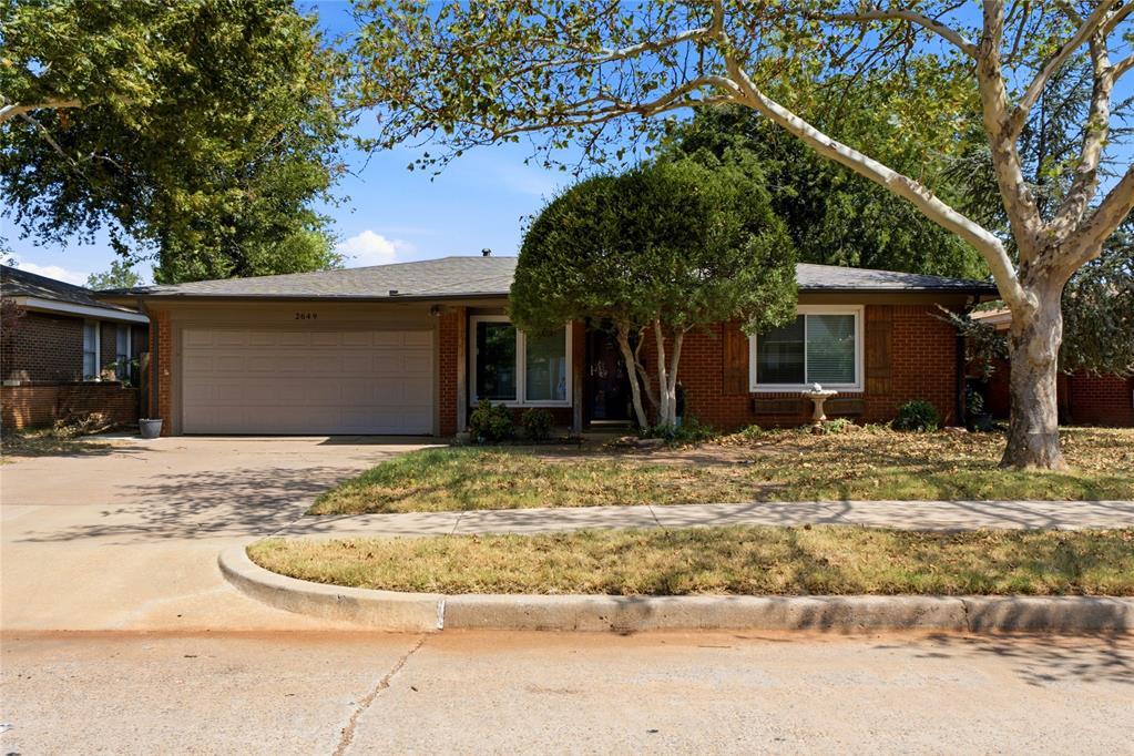 2649 Lakeside Drive — photo