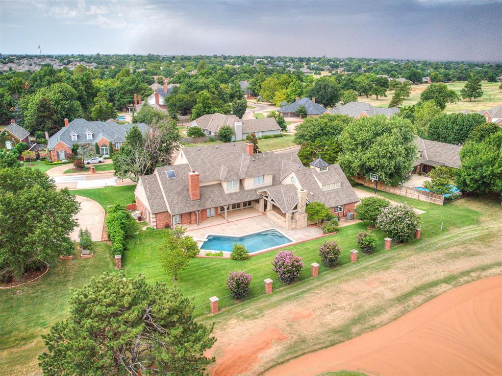 5812 Country Club Drive — photo