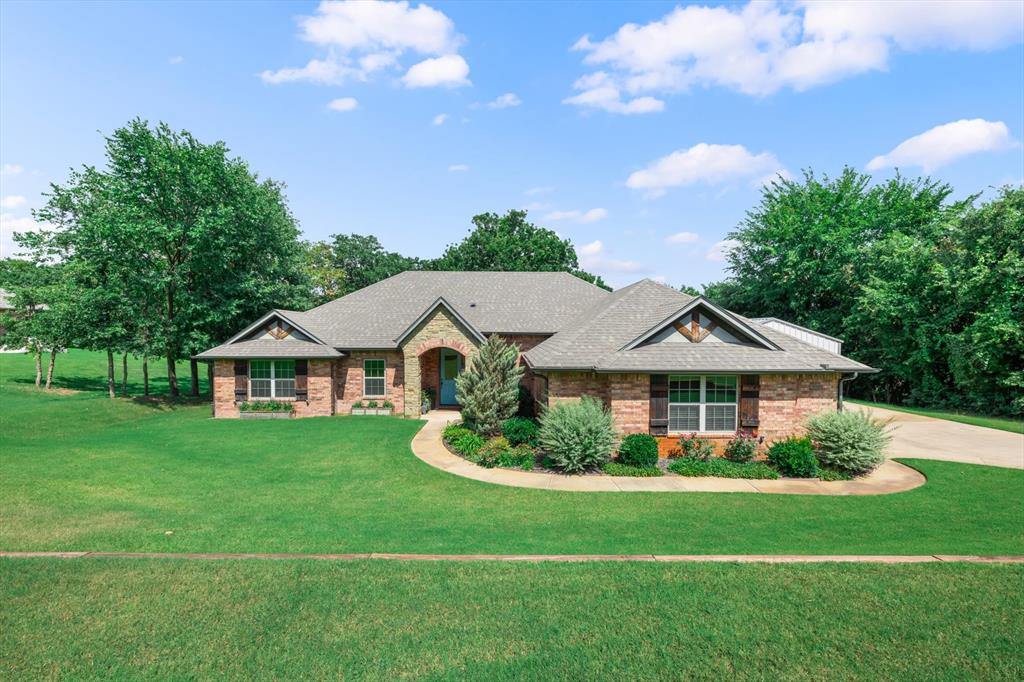 14220 Red Oak Drive — photo
