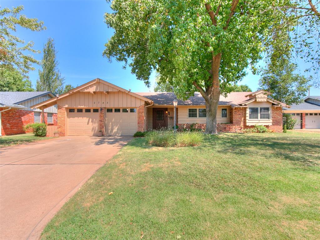 2745 Plymouth Lane — photo