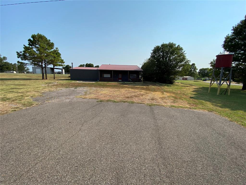 10520 US Highway 77 — photo
