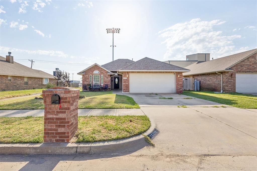 15900 Vicki Drive — photo