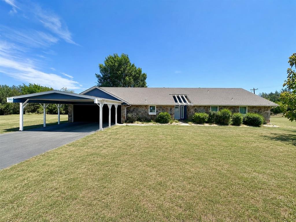 1 Oakridge Drive — photo