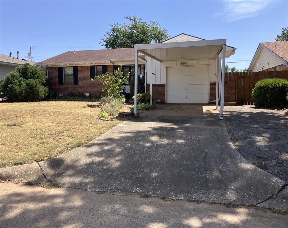 920 W Mitchell Drive — photo