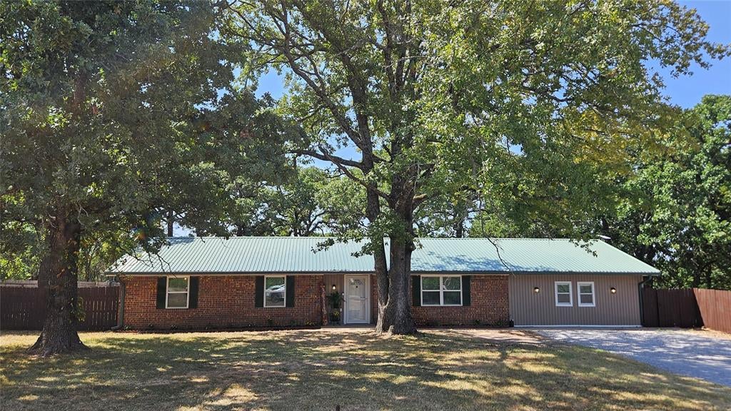 3789 Old Highway 70 — photo