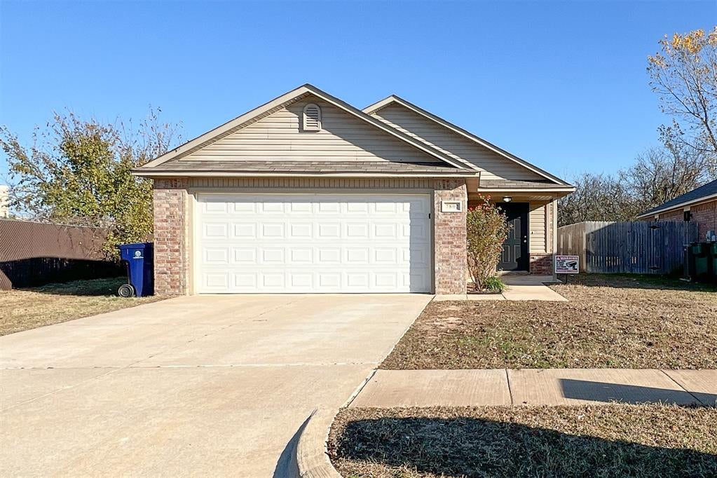 7802 Bennie Terrace — photo