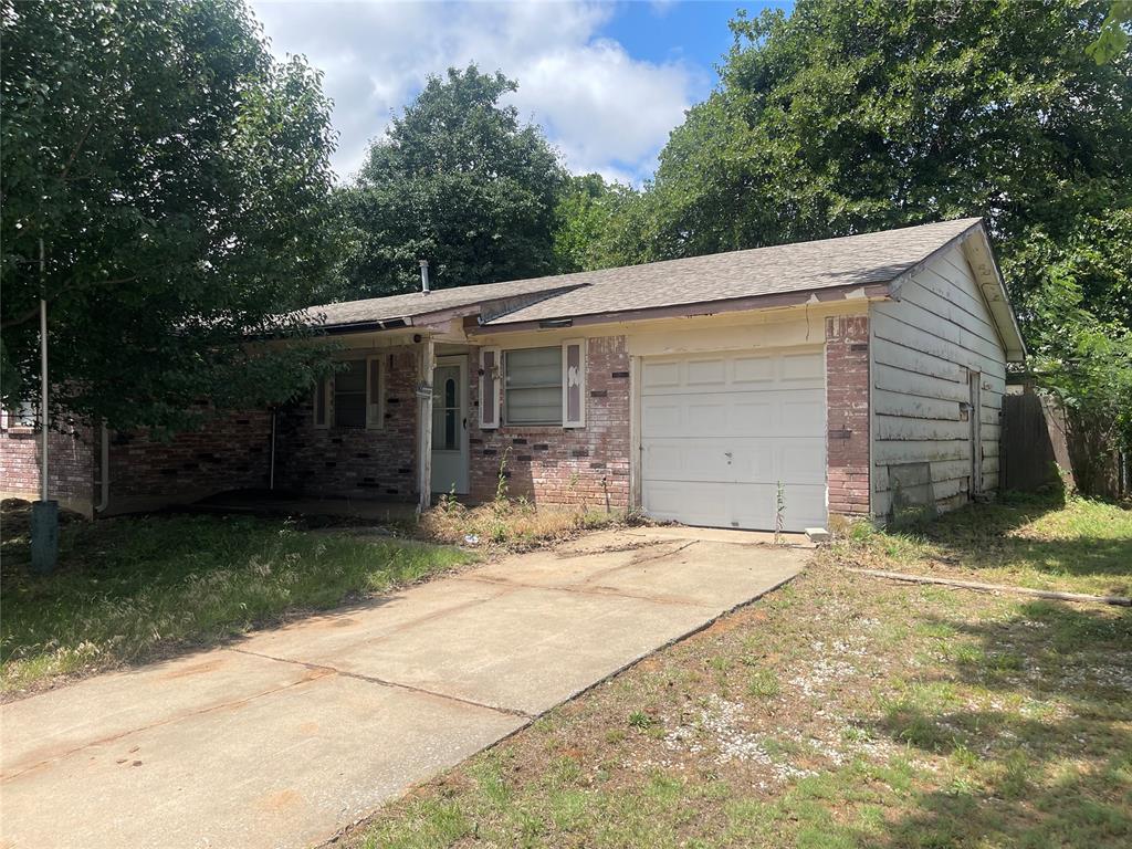1517 N Christine Drive — photo