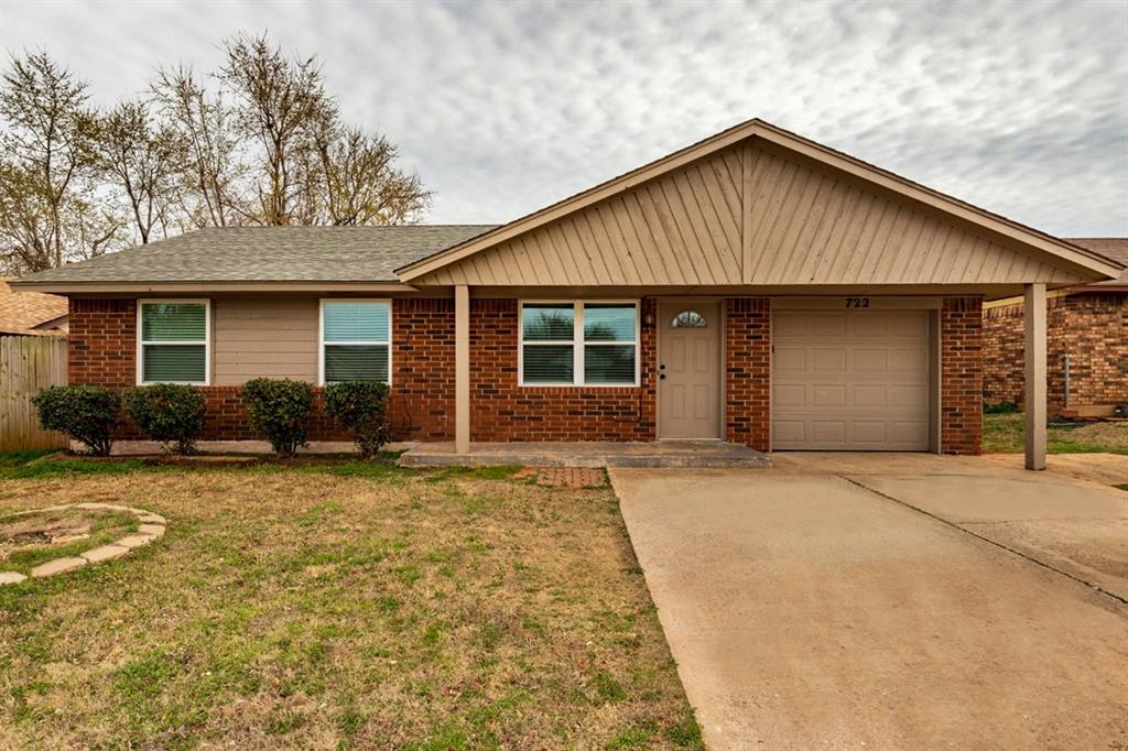 722 W Perry Drive — photo