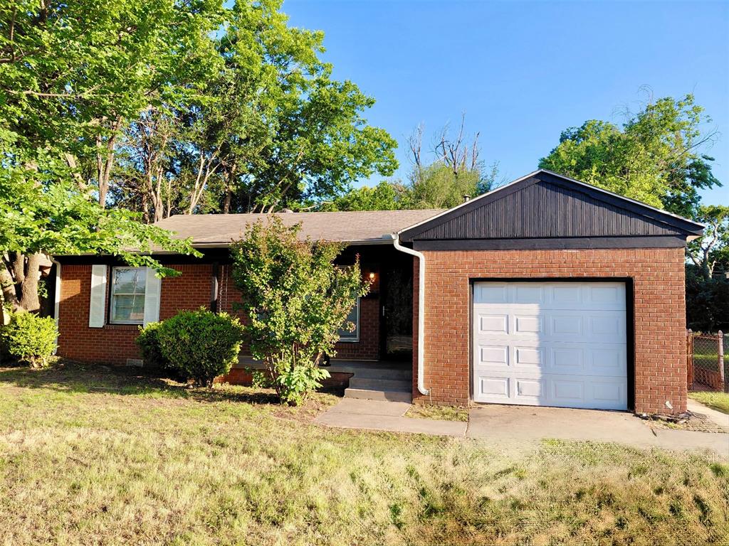 1702 W Britton Road — photo