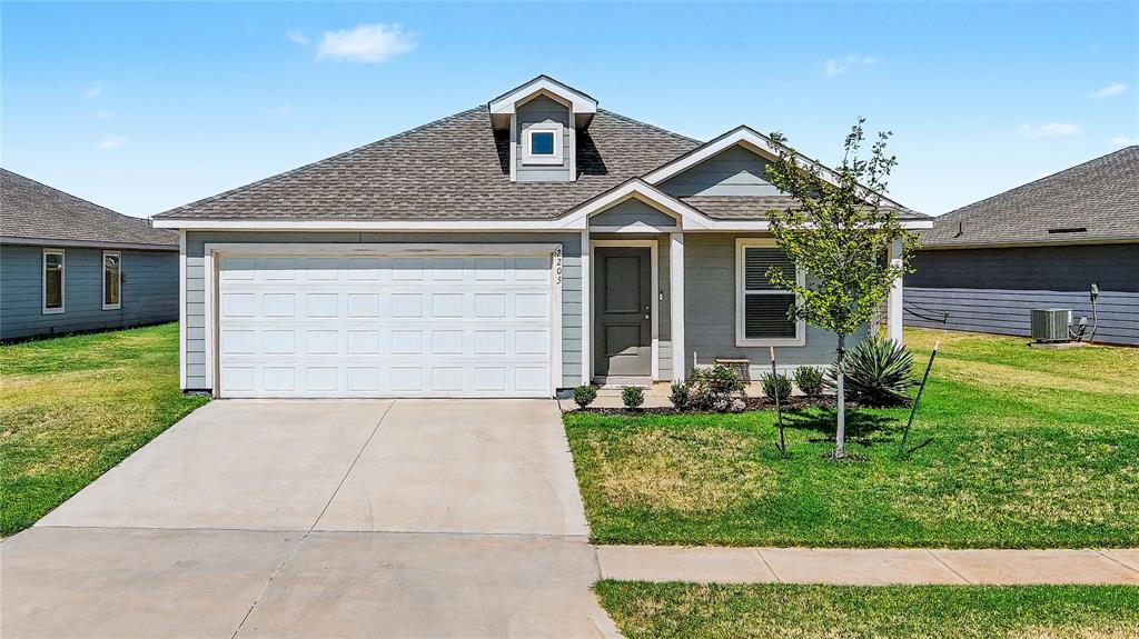 2205 Claire Drive — photo