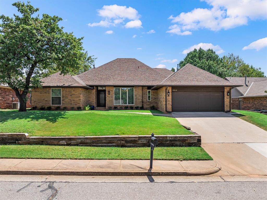 2312 Coachlight Drive — photo