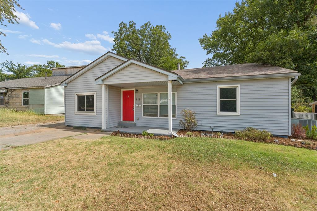 411 Russell Drive — photo