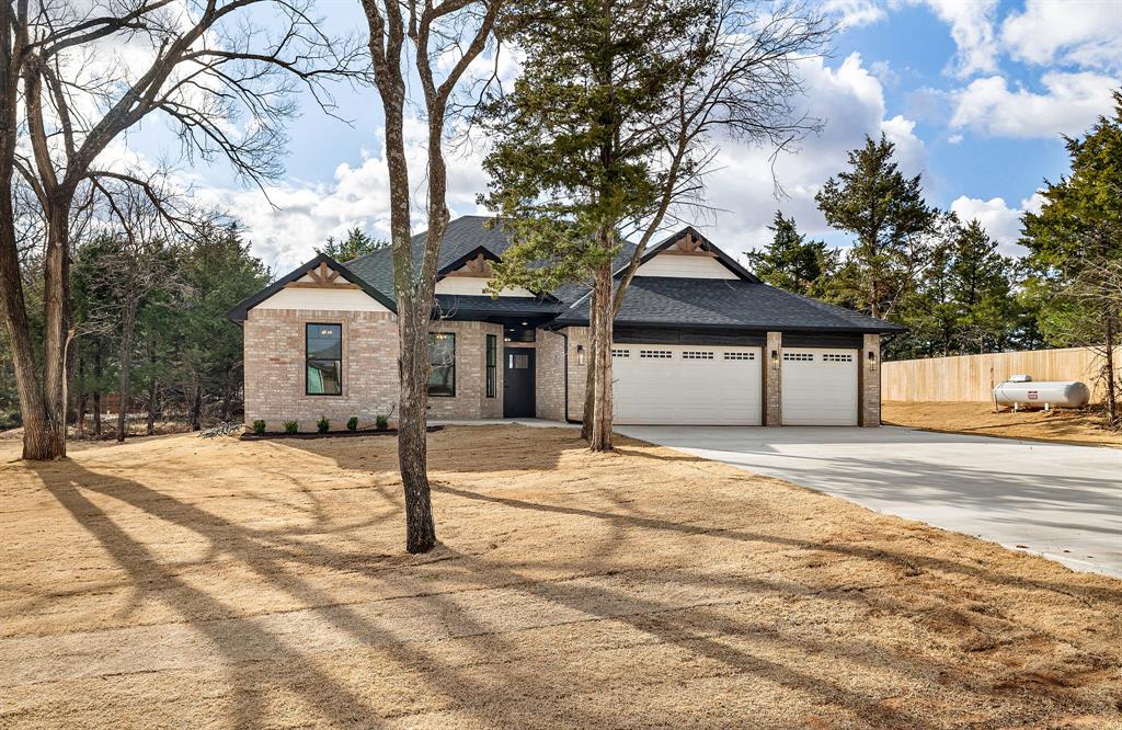 2415 Black Jack Way — photo