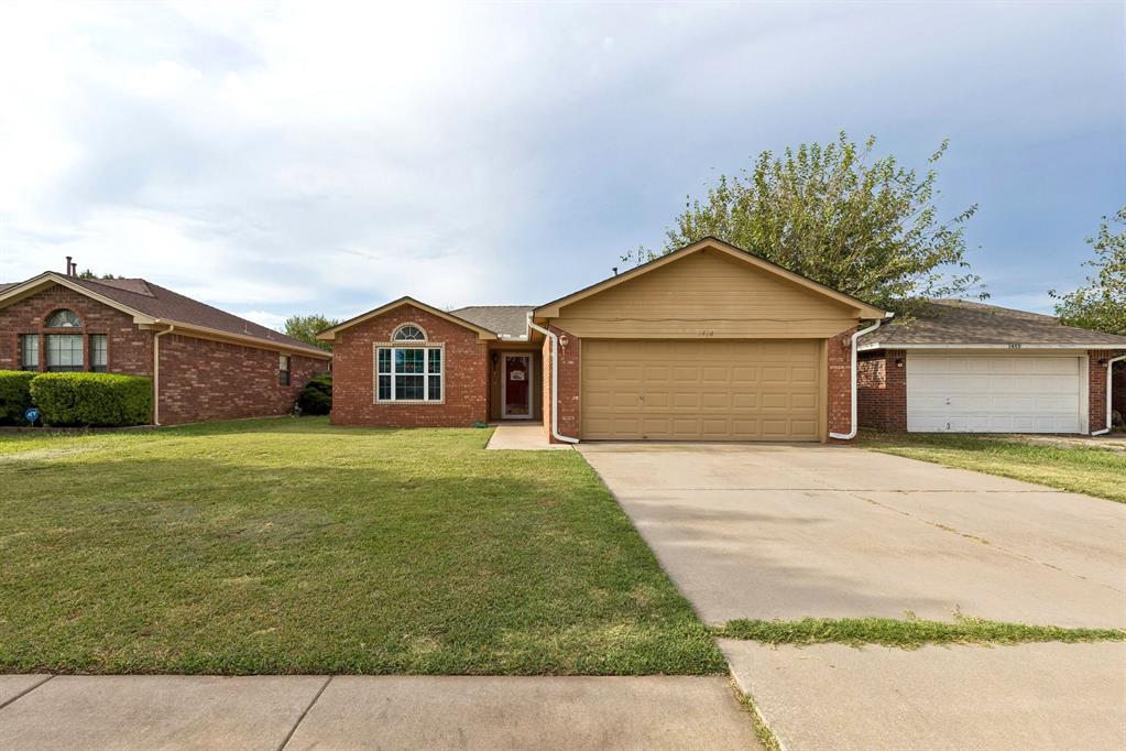 1416 Forest Glenn Circle — photo