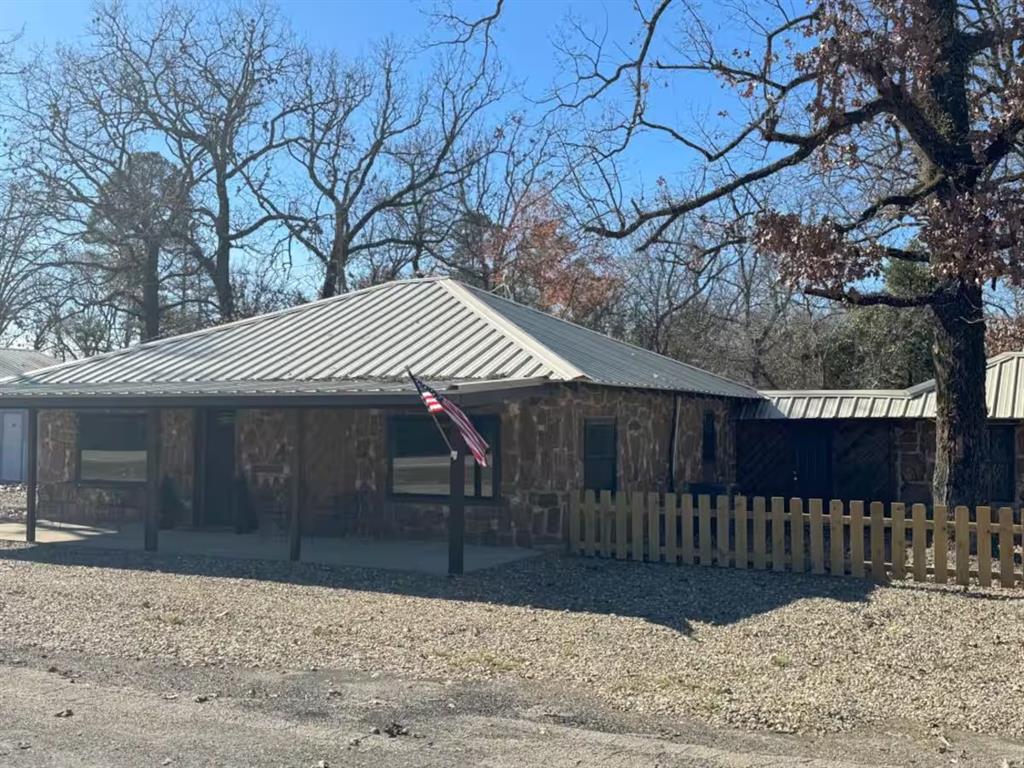 20799 N US Highway 259 — photo