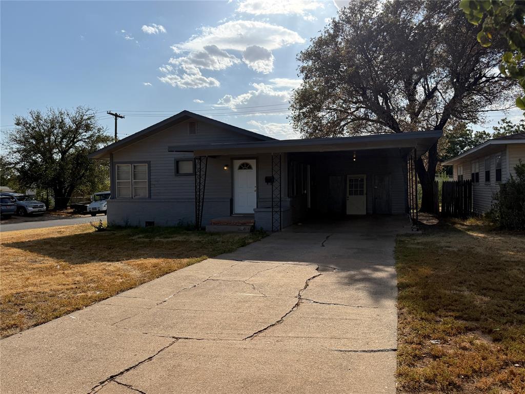 1501 N Crain Street — photo