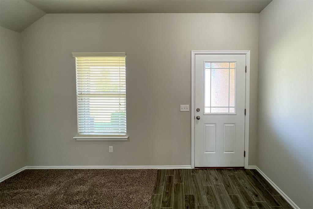 412 NATHAN WAY — photo 3