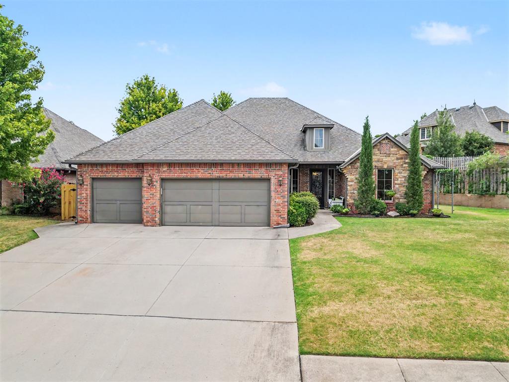 3124 Spyglass Hill Road — photo