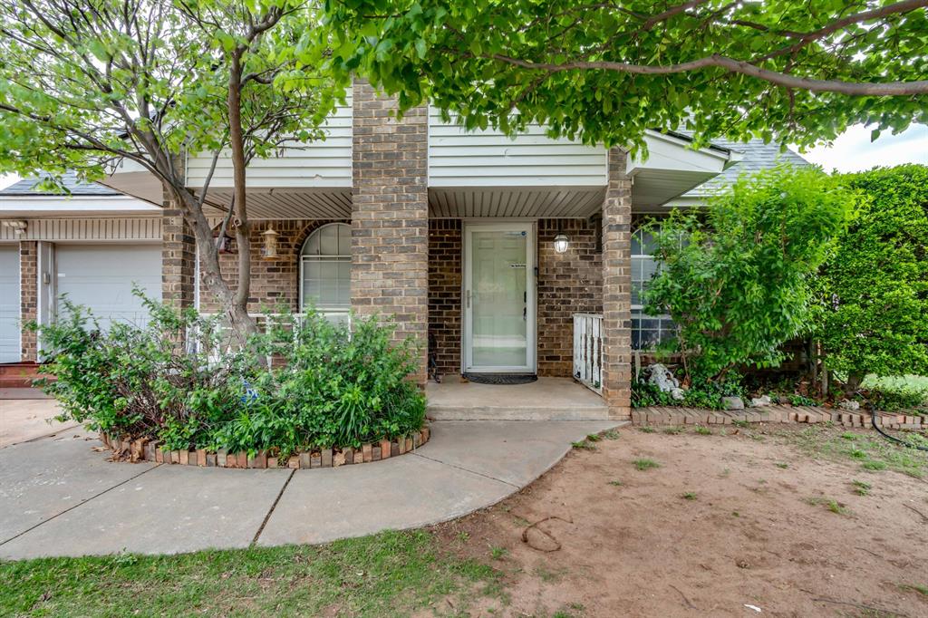 611 Linda Lane — photo
