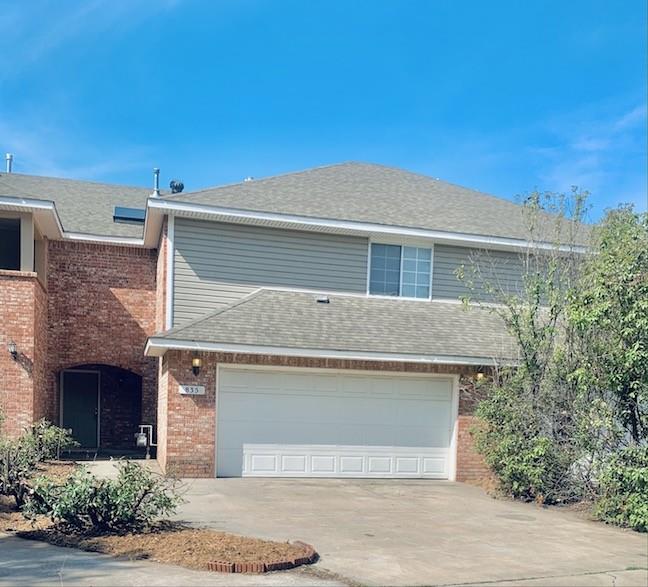 835 Rambling Oaks Drive — photo
