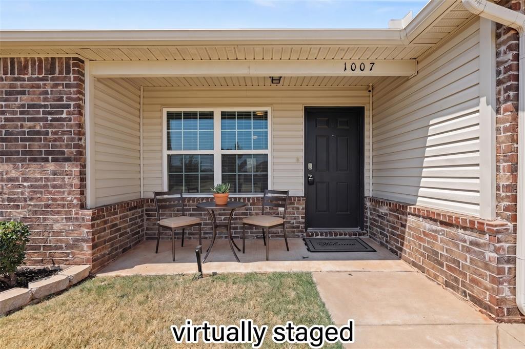 1007 N Deer Court Way — photo