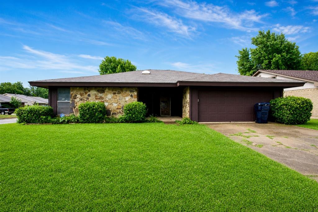 9024 N Eagle Lane — photo
