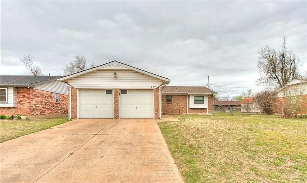 217 W Shadywood Drive — photo
