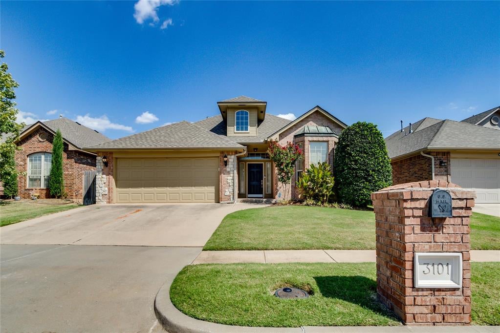 3101 Ladybank Lane — photo