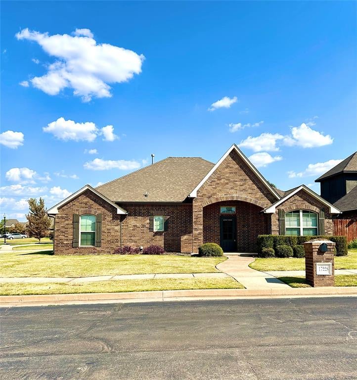 17228 Ridgewood Drive — photo