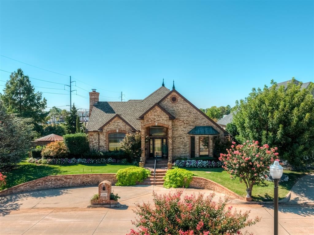 2104 Pinnacle Point — photo