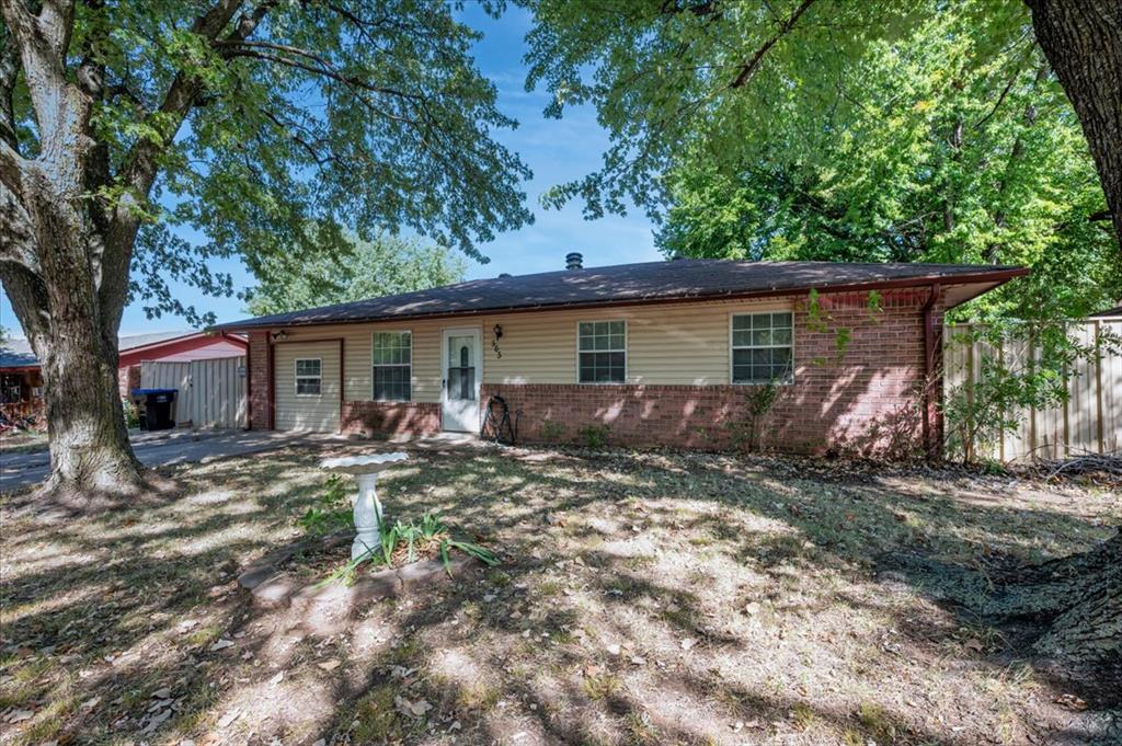 505 Meadowlake Drive — photo
