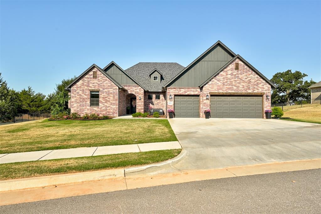 8003 Goldfinch Drive — photo