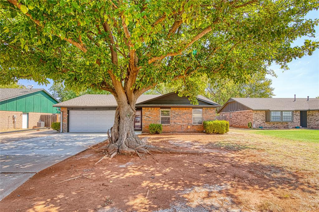 110 Peggy Drive — photo