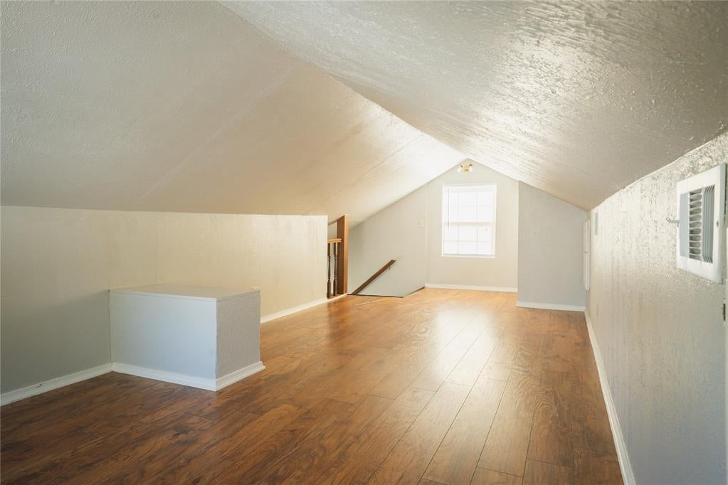 Home in Oklahoma City, OK 73109 — photo 3
