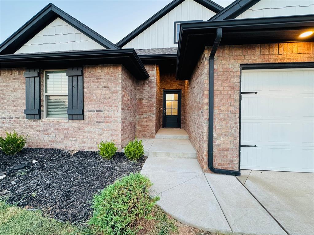 5401 Riverrun Court — photo