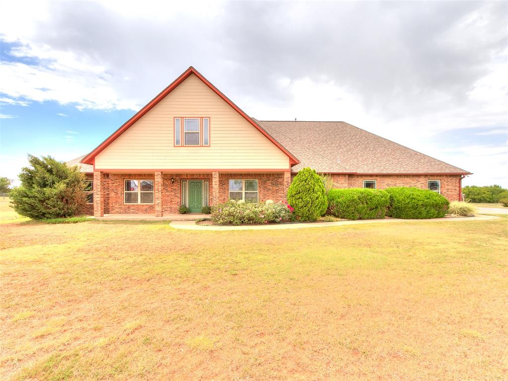 7421 High Meadows Lane — photo