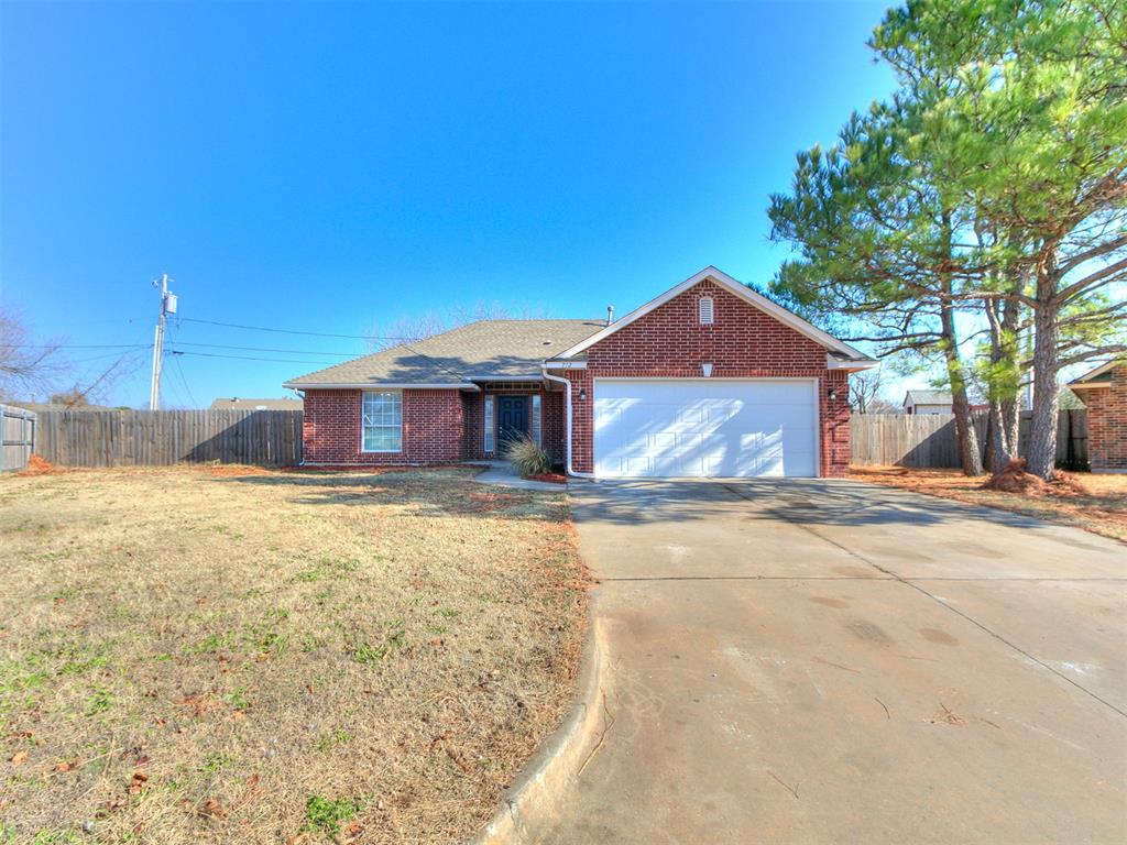 712 Wall Circle — photo