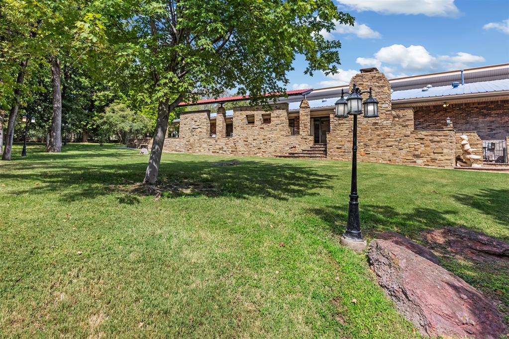 4805 Oakdale Farm Road — photo