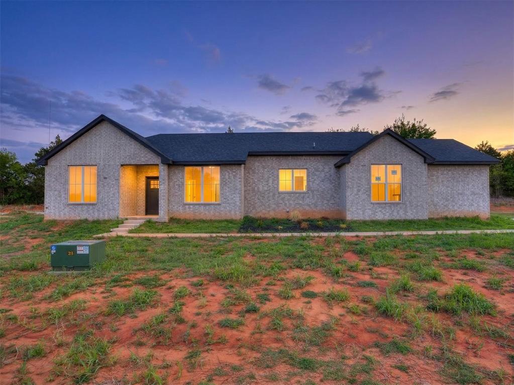 10130 S Meadows Lane — photo