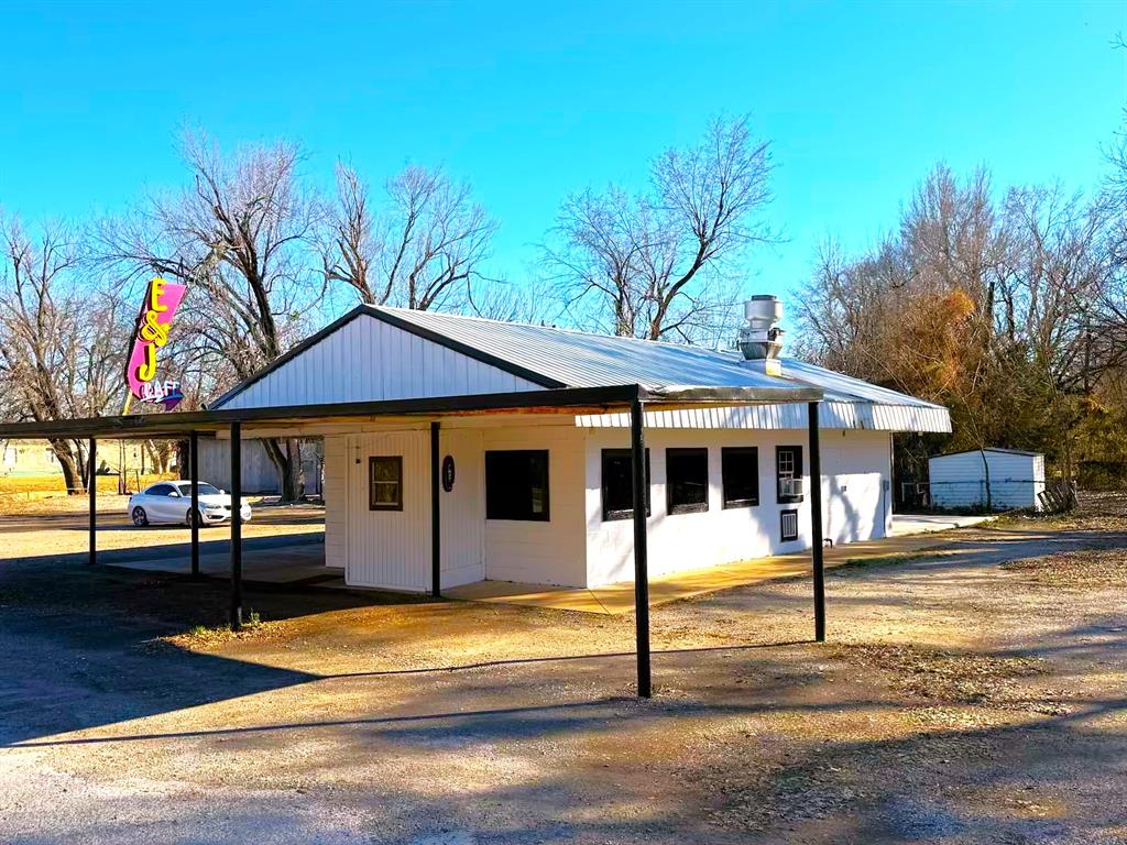416 E Apache Trail Road, Apache, OK 73006 — photo 3
