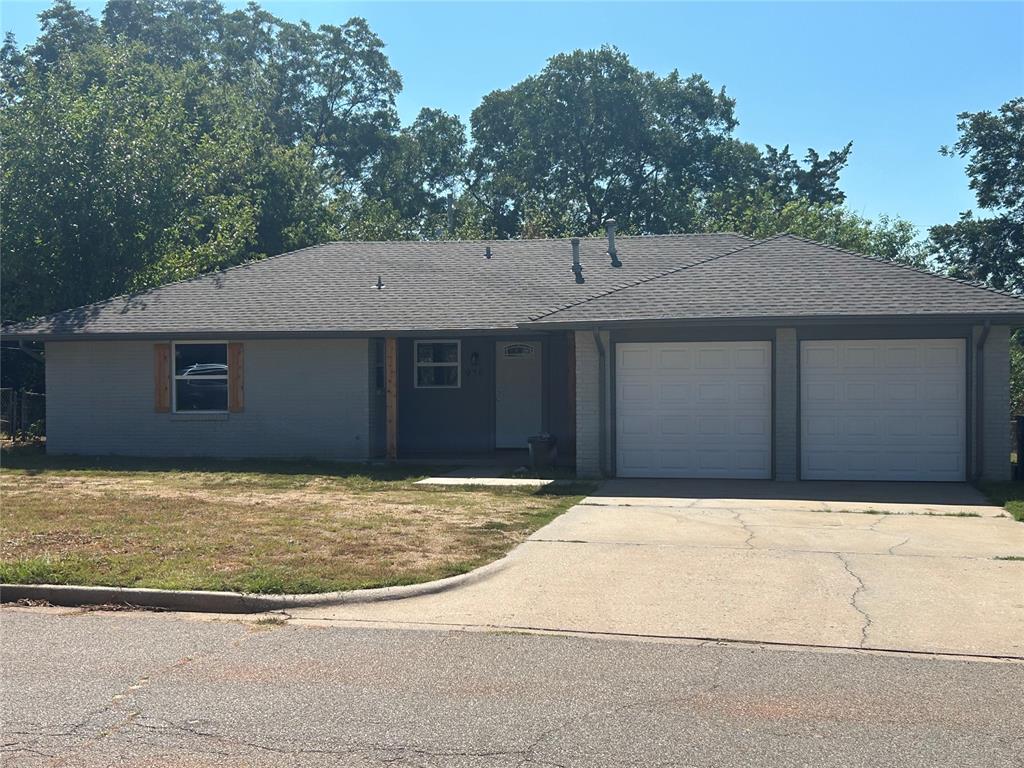 936 W Lovers Lane — photo