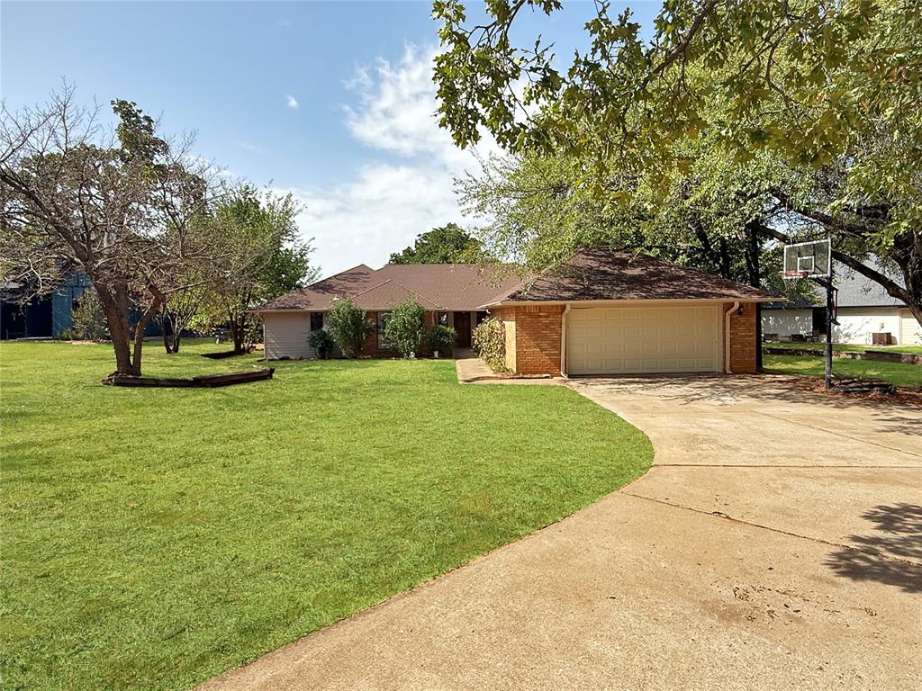 8225 Pleasant Oaks Drive — photo