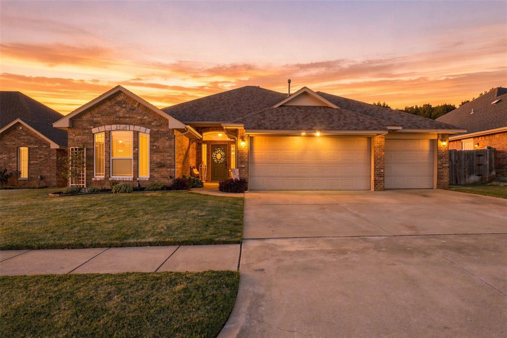 745 Dana Drive — photo
