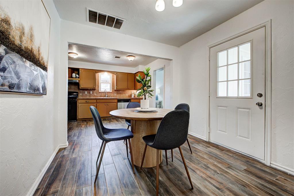 2124 Marshall Drive — photo
